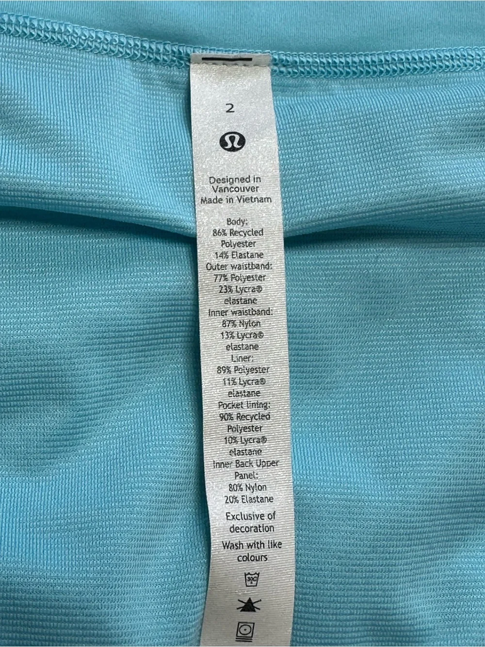 Lululemon Speed Up Shorts 2.5 ** - Picture 5 of 13